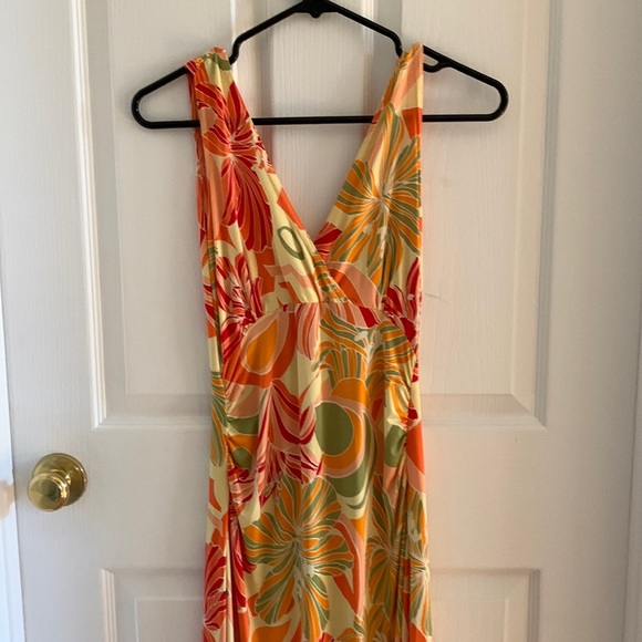 Dynamite dress - Picture 1 of 4